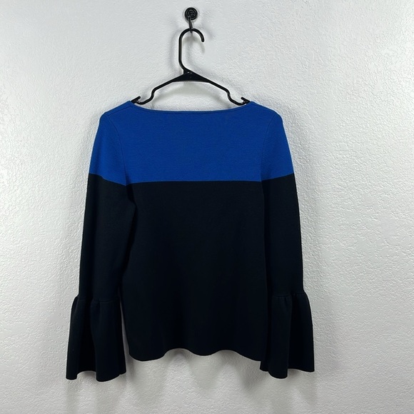 Ann Taylor Women’s Blue and Black Colorblock Sweater Long Bell Sleeves Sz M Chic - Picture 7 of 8